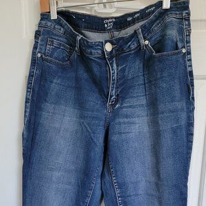 Crown & Ivy Curvy Cropped Jeans, 18W